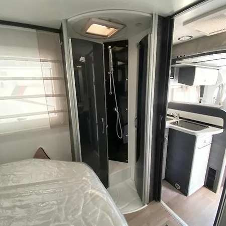 Magnifica Autocaravana Adria Matrix Axess 670sl 캠프장 *