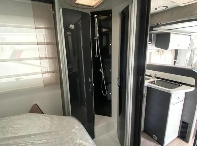 Magnifica Autocaravana Adria Matrix Axess 670sl 캠프장 *