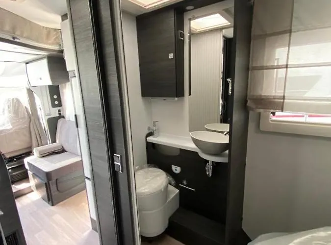 캠프장 Magnifica Autocaravana Adria Matrix Axess 670sl *