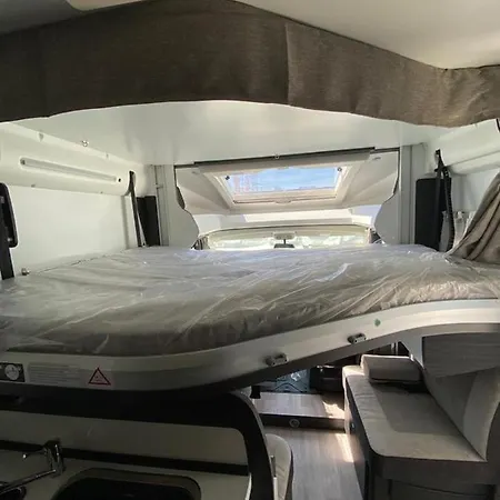 Kemping Magnifica Autocaravana Adria Matrix Axess 670sl Grenada